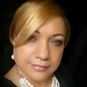 Meet your Posher, Paula